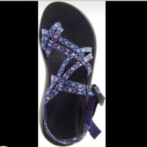 Size 8 chacos